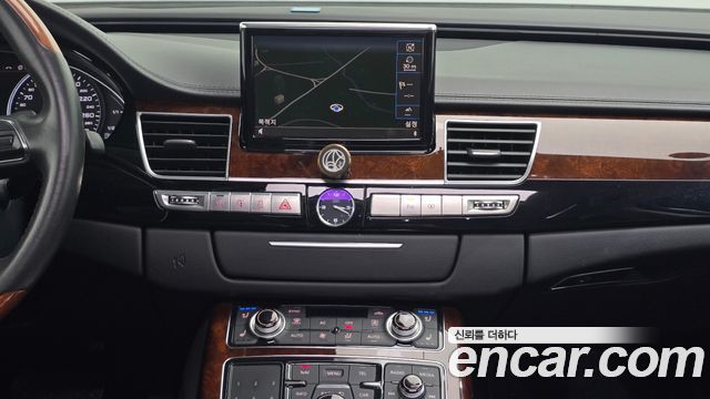 Audi A8 3.0 TDI Quattro LWB D4 2012 — фото 13
