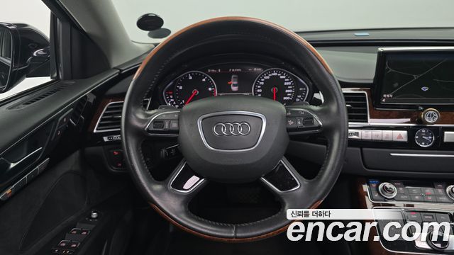 Audi A8 3.0 TDI Quattro LWB D4 2012 — фото 15