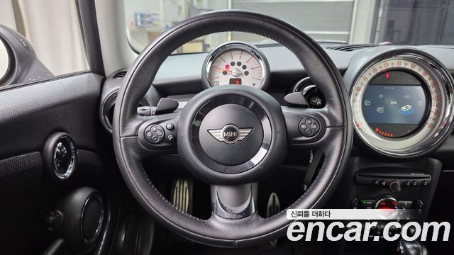 MINI Cooper SD Standard Second Generation 2012 — фото 17