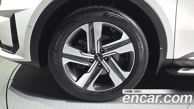 Kia Sorento (IV) HEV 1.6 2WD Gravity 2023 — фото 5