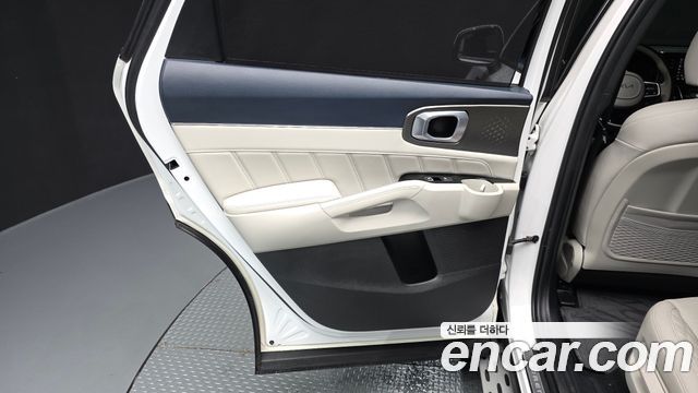 Kia Sorento (IV) HEV 1.6 2WD Gravity 2023 — фото 25
