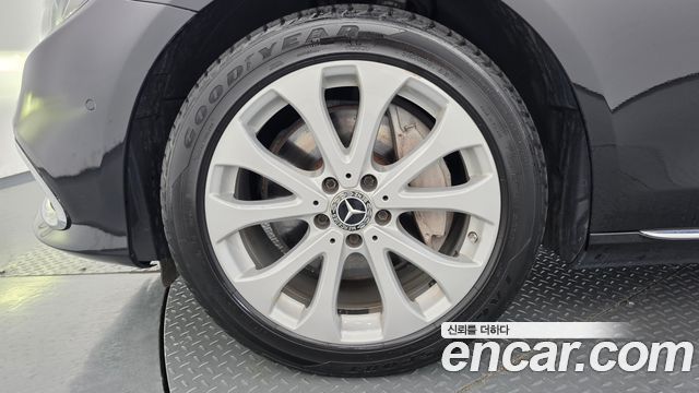 Mercedes-Benz E-Class (W213) E300 Exclusive 2018 — фото 5