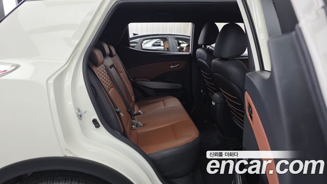 KG Mobility (SsangYong) Tivoli Armor Gear Plus 2WD 2019 — фото 11