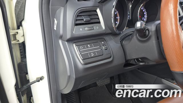 KG Mobility (SsangYong) Tivoli Armor Gear Plus 2WD 2019 — фото 27