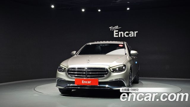 Mercedes-Benz E-Class (W213) E300e 4MATIC Exclusive 2021 — фото 3