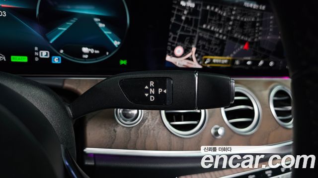 Mercedes-Benz E-Class (W213) E300e 4MATIC Exclusive 2021 — фото 9