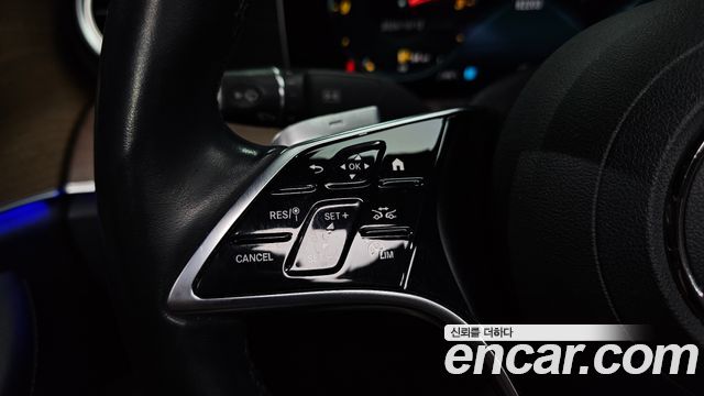 Mercedes-Benz E-Class (W213) E300e 4MATIC Exclusive 2021 — фото 17