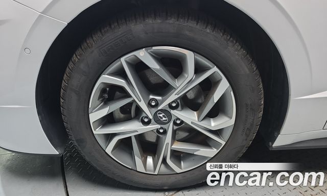Hyundai Sonata (DN8) 2.0 Premium Family 2020 — фото 5