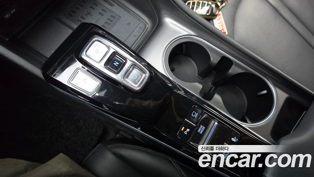 Hyundai Sonata (DN8) 2.0 Premium Family 2020 — фото 9