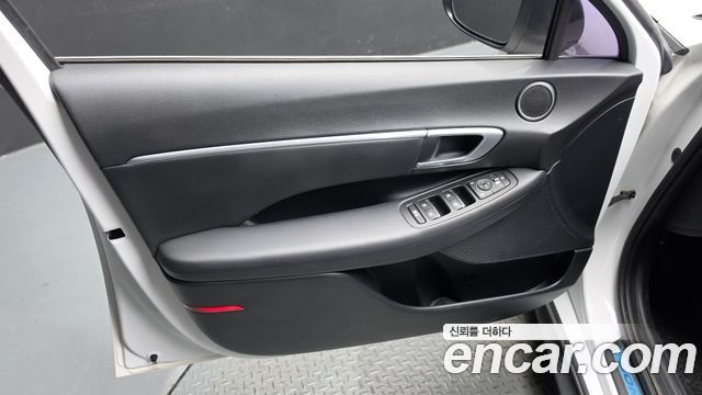 Hyundai Sonata (DN8) 2.0 Premium Family 2020 — фото 24