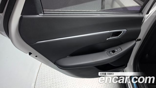 Hyundai Sonata (DN8) 2.0 Premium Family 2020 — фото 25