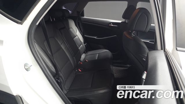 Hyundai Tucson Diesel 2.0 2WD Modern 2018 — фото 11