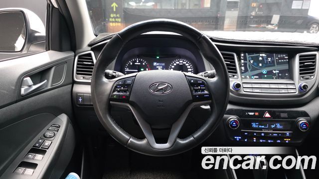 Hyundai Tucson Diesel 2.0 2WD Modern 2018 — фото 13