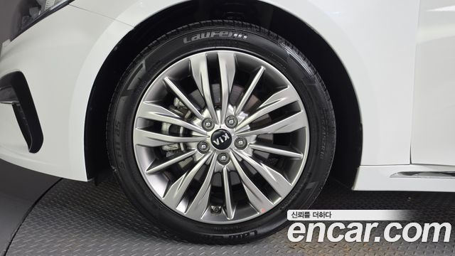 Kia K5 (II) 2.0 Noblesse 2020 — фото 5