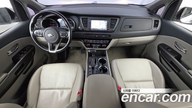 Kia Carnival 9-Seater Luxury 2019 — фото 7