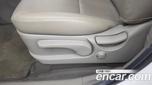 Kia Carnival 9-Seater Luxury 2019 — фото 30