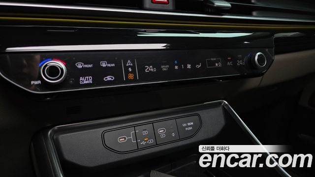 Kia Carnival (IV) HEV 7seater Signature 2024 — фото 17