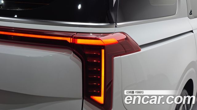 Kia Carnival (IV) HEV 7seater Signature 2024 — фото 23