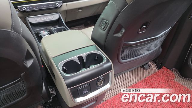 Kia Carnival (IV) HEV 7seater Signature 2024 — фото 27