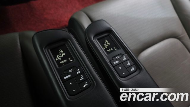 Kia Carnival (IV) HEV 7seater Signature 2024 — фото 28