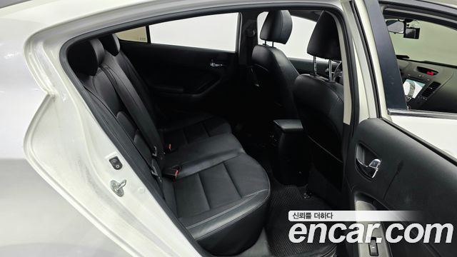 Kia K3 Diesel Prestige 2015 — фото 12