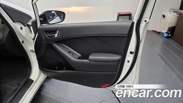 Kia K3 Diesel Prestige 2015 — фото 24