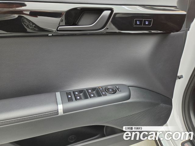 Hyundai Grandeur (GN7) 3.5 LPG 2WD (Taxi) Deluxe 2025 — фото 23
