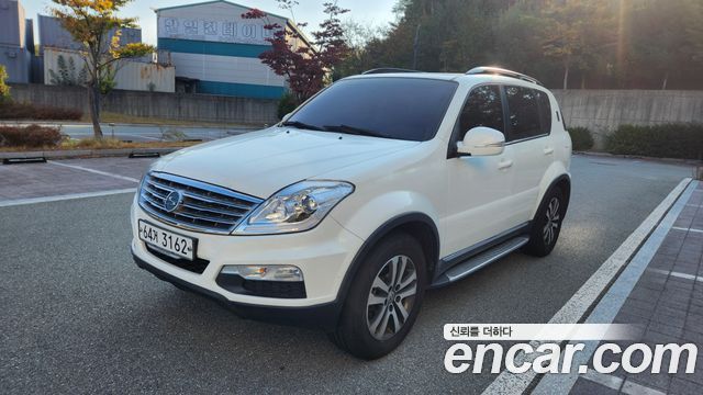KG Mobility (SsangYong) Rexton W 2.0 4WD RX7 Luxury 2013 — фото 2