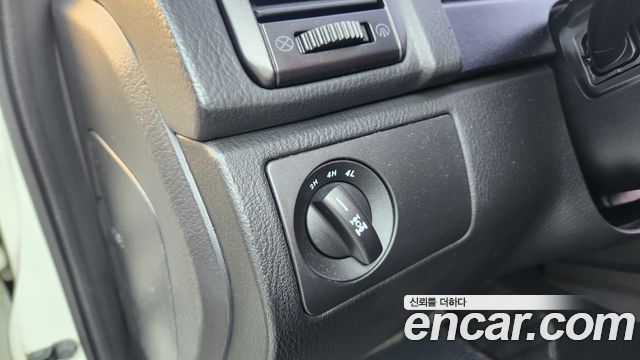 KG Mobility (SsangYong) Rexton W 2.0 4WD RX7 Luxury 2013 — фото 17