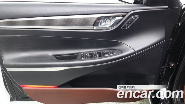 Hyundai Grandeur (IG) 3.0 Exclusive 2017 — фото 24