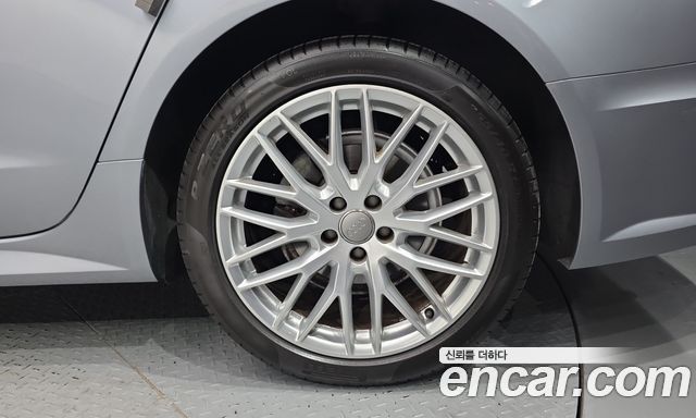 Audi A6 35 TDI Premium C7 2018 — фото 21