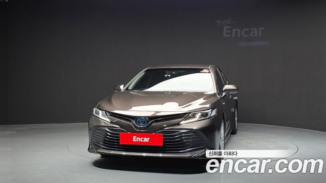 Toyota Camry (XV70) 2.5 LE Hybrid 2019 — фото 3