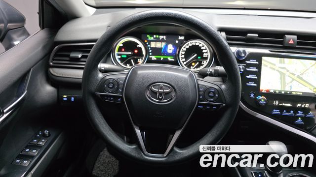 Toyota Camry (XV70) 2.5 LE Hybrid 2019 — фото 14