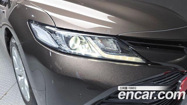 Toyota Camry (XV70) 2.5 LE Hybrid 2019 — фото 22