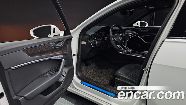Audi A6 (C8) 45 TFSI Premium 2021 — фото 10