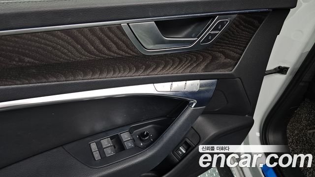 Audi A6 (C8) 45 TFSI Premium 2021 — фото 30