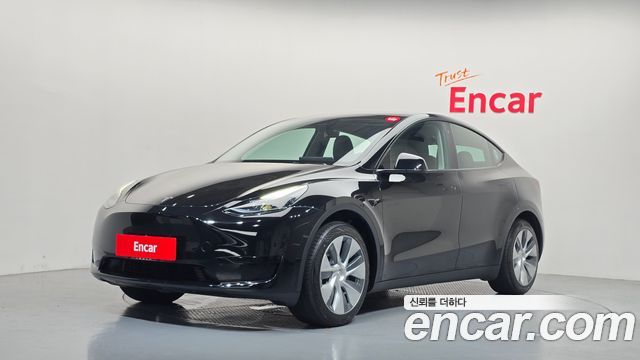 Tesla Model Y RWD