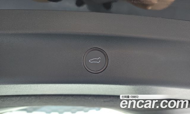 Tesla Model Y RWD 2023 — фото 14
