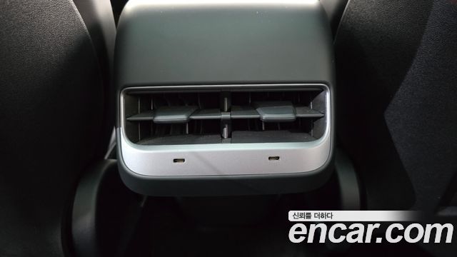 Tesla Model Y RWD 2023 — фото 19
