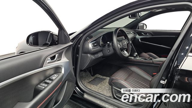 Genesis G70 Gasoline 2.0T 2WD 2022 — фото 10