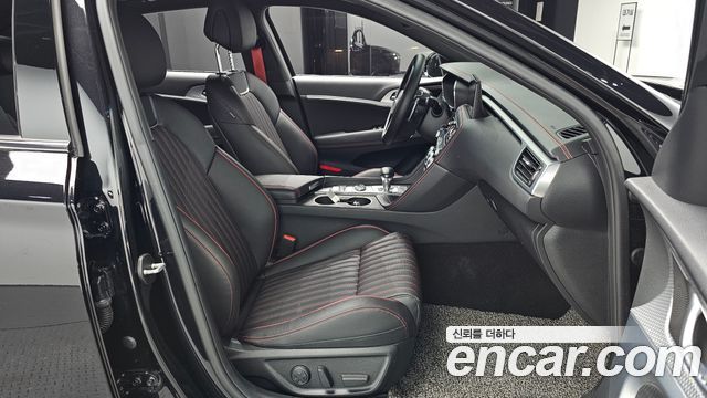 Genesis G70 Gasoline 2.0T 2WD 2022 — фото 11