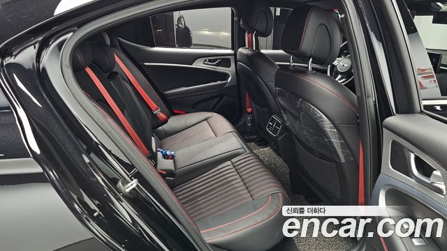 Genesis G70 Gasoline 2.0T 2WD 2022 — фото 12