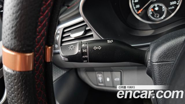 Genesis G70 Gasoline 2.0T 2WD 2022 — фото 30