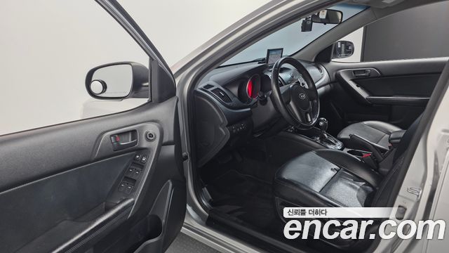 Kia Forte 1.6 GDI Deluxe ECO Plus 2011 — фото 10
