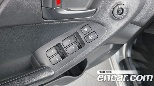 Kia Forte 1.6 GDI Deluxe ECO Plus 2011 — фото 11
