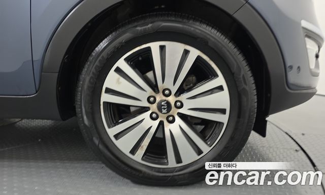 Kia Sportage R Diesel 2WD Prestige 2014 — фото 21