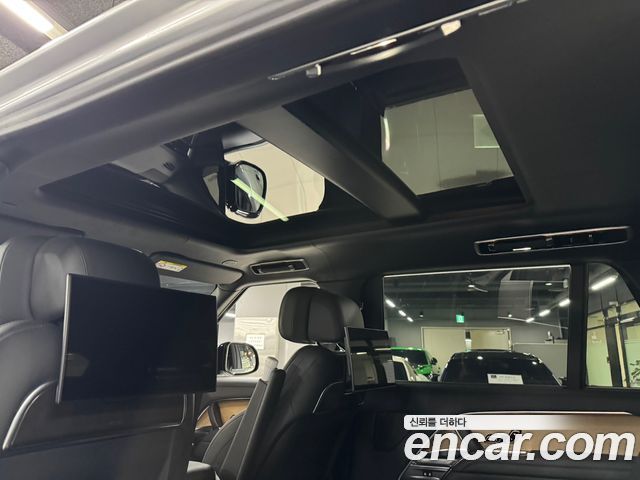 Land Rover Range Rover (V) P530 SV Long Wheel Base 2023 — фото 16