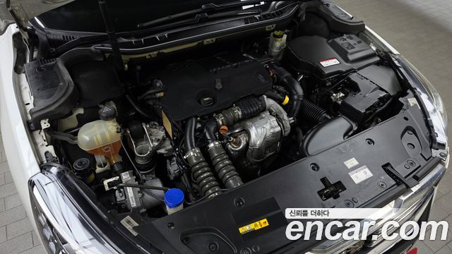 Peugeot 508 1.6 e-HDi Active First Generation 2015 — фото 6