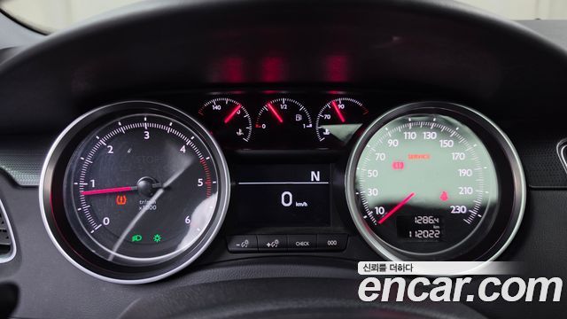 Peugeot 508 1.6 e-HDi Active First Generation 2015 — фото 8
