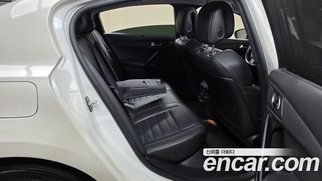 Peugeot 508 1.6 e-HDi Active First Generation 2015 — фото 12